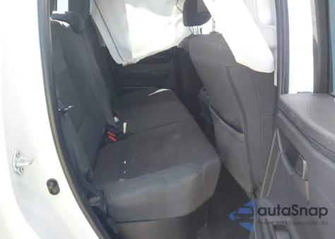 2023 Toyota Tundra Sr z USA, uszkodzony, nr VIN 5TFKB5AA9PX025228